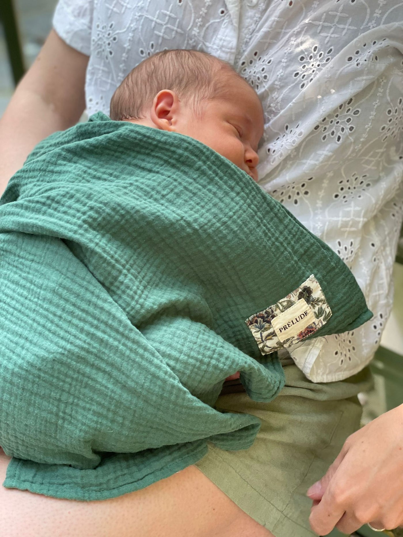 CONSEILS - 5 façons d'utiliser un lange de bébé – Prélude